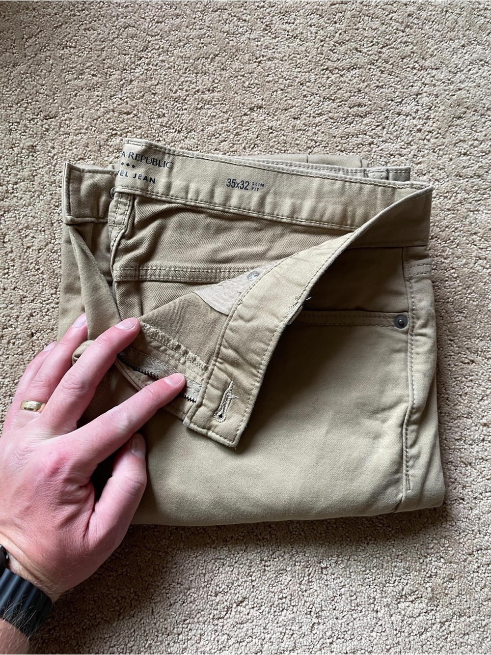 Never Worn Banana Republic Tan Slim Traveler Jeans